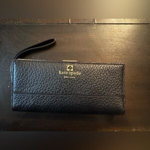 Kate Spade Black Textured Wristlet